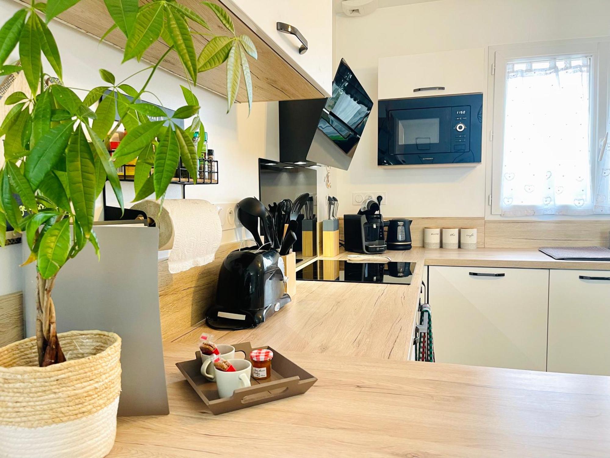 Petite Maison Au Calme Poupry 外观 照片
